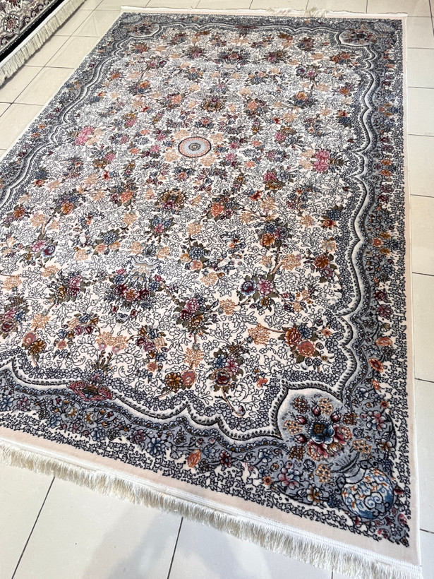 فرش زمینه کرم