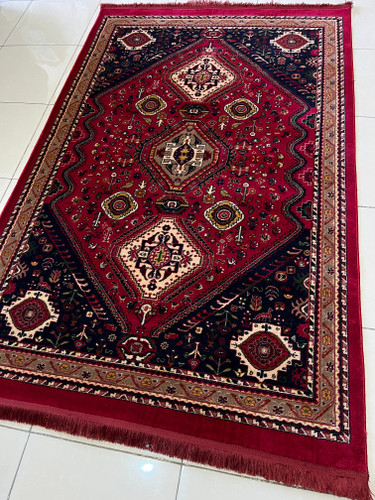 فرش طرح سنتی خاص زمینه لاکی کد 4124