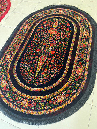 قالیچه بیضی زمینه سرمه ای طرح سرو