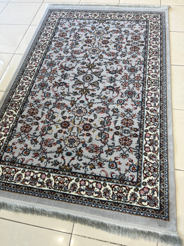 فرش 420 شانه زمینه نقره ای طرح افشان