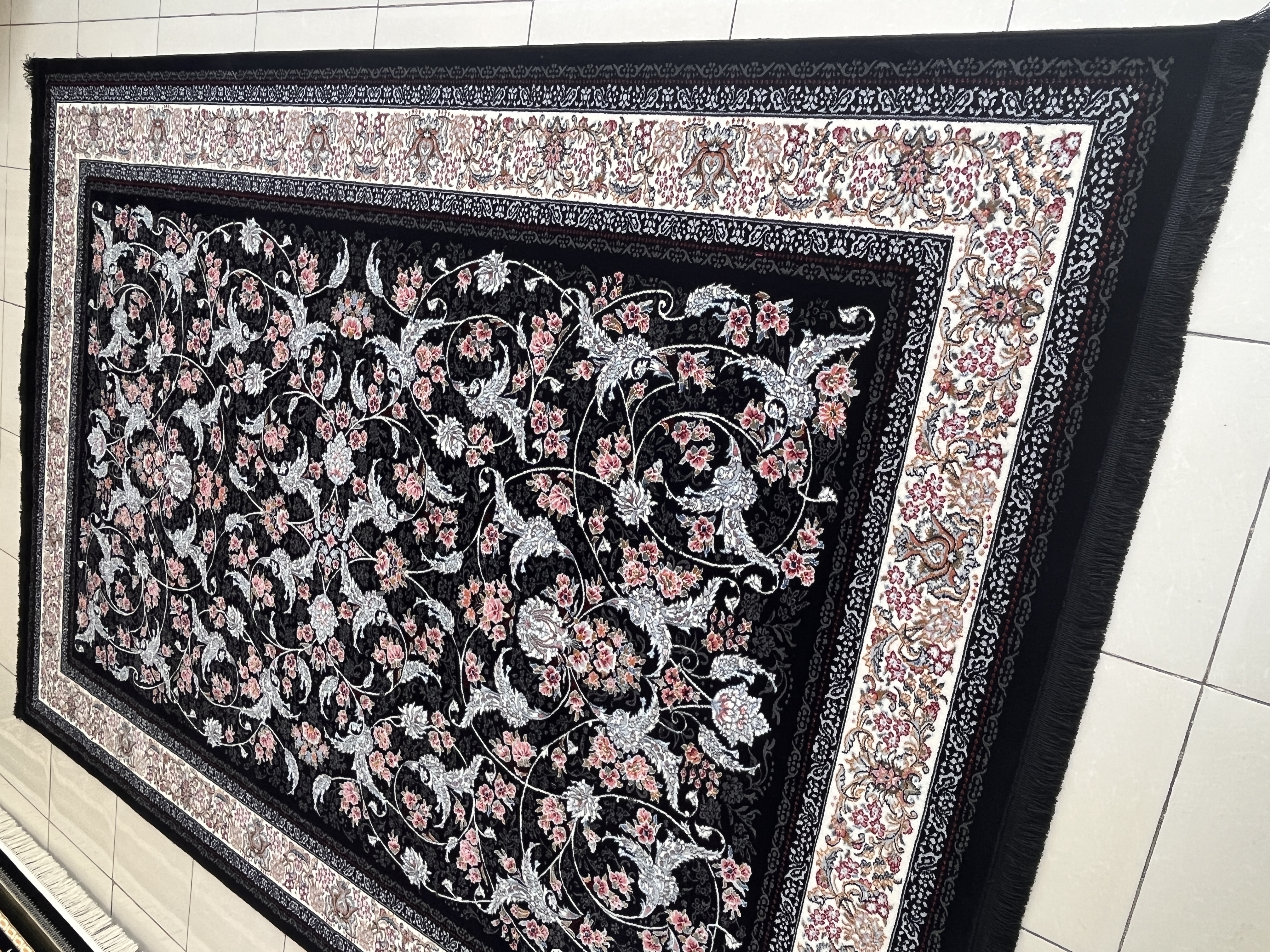 قالیچه سرمه ای شیک و قشنگ