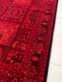 فرش ماشینی طرح قجری خشتی زمینه لاکی کد 4133